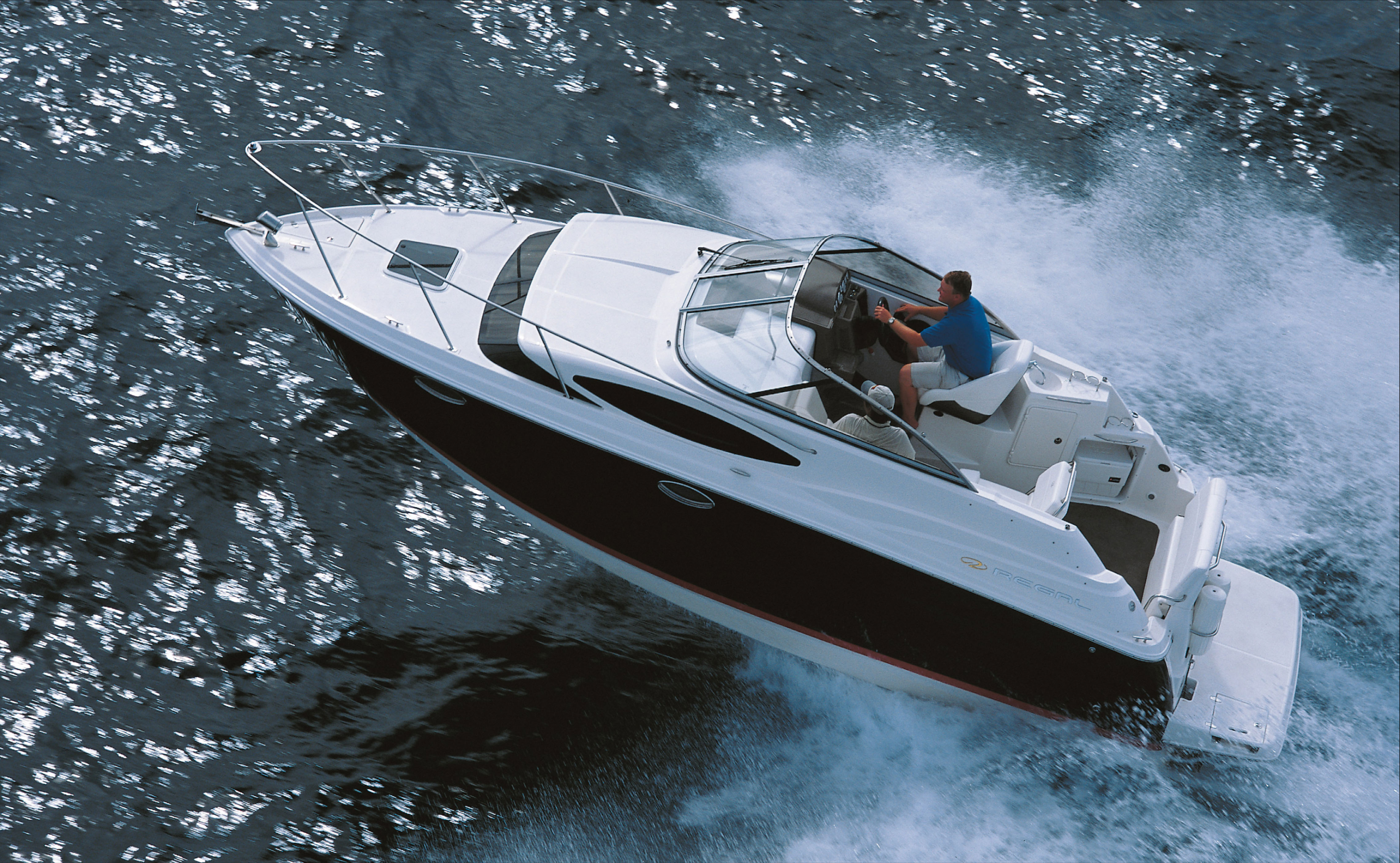 Lucky Enough – Regal 2565 Window Express overhead view